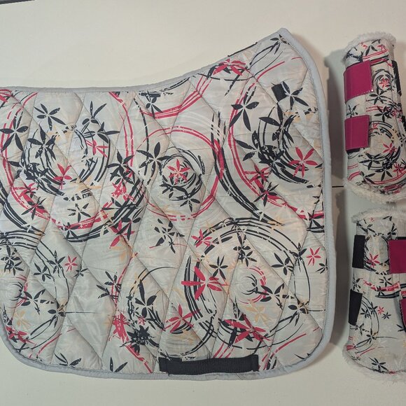 Penny Forever White, Black, & Pink Printed Dressage Saddle Pad w/ Matching Full - Picture 1 of 2